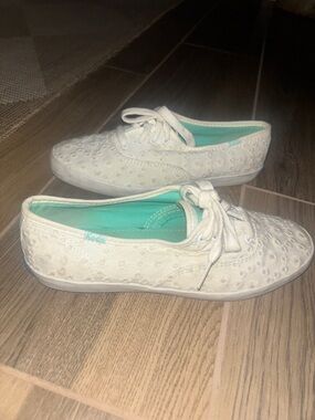 Keds Eyelet White Lace-Detail Women's Casual Sneakers